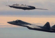 俄媒：苏-57将与“猎人”无人战机混编行动