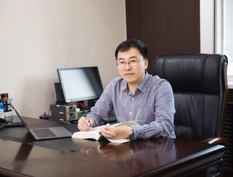 陕西省工业和信息化厅党组成员、副厅长 黄新波