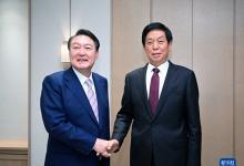 栗战书参观了LG研发中心|栗战书在首尔会见总统尹锡悦，与国会议长金振杓举行会谈