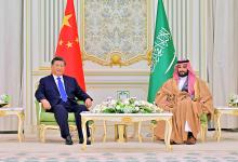 习近平同沙特王储兼首相穆罕默德举行会谈|双方要落实好共建“一带一路”倡议和沙特“2030愿景”对接