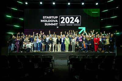 Group photo of participants of the Startup Moldova Summit 2024