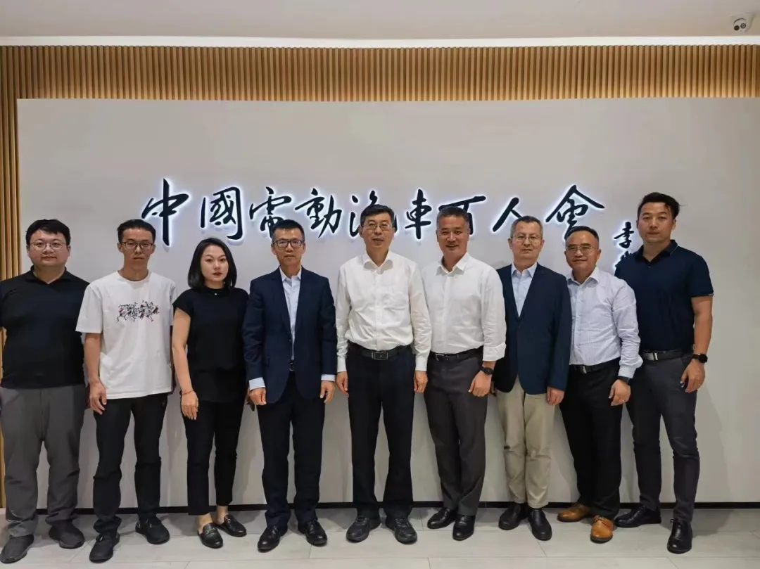 瑞萨电子中国总裁赖长青到访中国电动汽车百人会