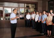 李克强:以发展促就业 以就业保民生|李克强考察民政部和人力资源社会保障部并主持召开座谈会