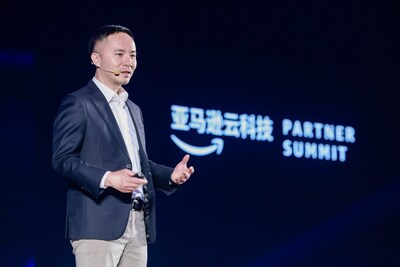 亚马逊云科技大中华区合作伙伴及初创计划总经理苏小龙