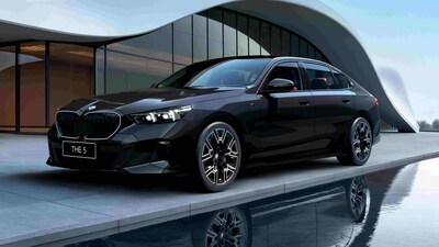 BMW 5系将于三季度接入DeepSeek深度思考功能 BMW 5系将于三季度接入DeepSeek深度思考功能