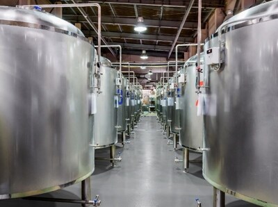 智能化酿造工厂对地面涂装的安全性与耐久性提出更高要求