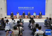 追沙院士黄建平：把论文写在祖国大地上，把学问做在西北大漠里