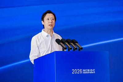 图3:中国能源汽车传播集团有限公司党委书记、董事长、总编辑兼中国汽车报社社长、中国能源报总编辑谢戎彬 图3:中国能源汽车传播集团有限公司党委书记、董事长、总编辑兼中国汽车报社社长、中国能源报总编辑谢戎彬