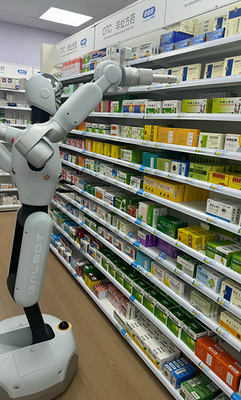 老百姓大药房上海徐汇区虹漕路店银河通用机器人 Galbot 执行订单分拣 老百姓大药房上海徐汇区虹漕路店银河通用机器人 Galbot 执行订单分拣