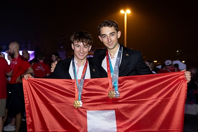 Cyrill Koller 与 Ian Hofer Cyrill Koller 与 Ian Hofer
