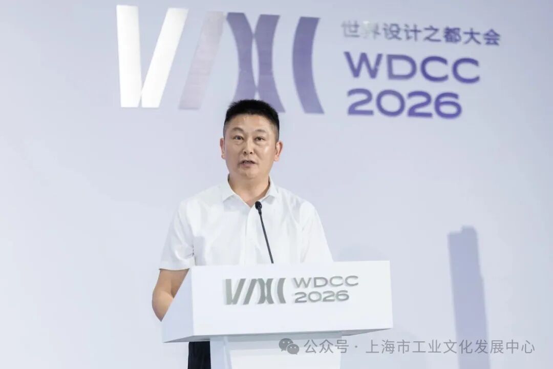 何炉进